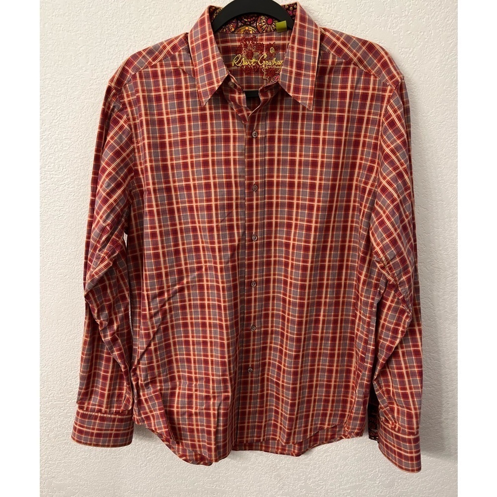 Robert Graham classic fit button shirt size medium